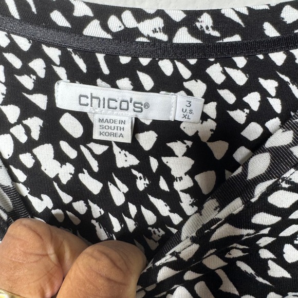Chicos 3 XL Black White Abstract Print Long Sleeve Top Tunic - Picture 3 of 8